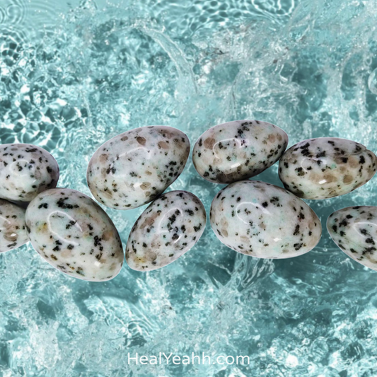Kiwi Jasper Crystal - Yoni Egg